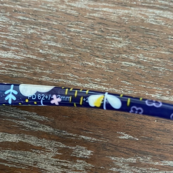 Fashion +2.00 purple & pink print & blue green w/navy blue flower print readers - Picture 8 of 16